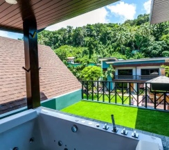 Двухместная вилла Deluxe с видом на бассейн (двуспальная кровать) в Chaokoh Phi Phi Hotel & Resort