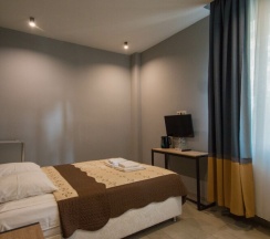 ЛЮКС Двухместный номер (общая кровать) окно во двор в За околицей