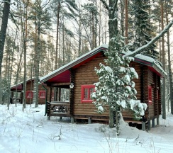 Сосновый бор 2+2 с двумя односпальными кроватями в Ладога озеро