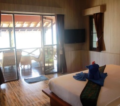 Двухместное бунгало рядом с пляжем двуспальная кровать в Kaibae Beach Resort