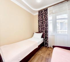 Трёхместный номер Standard с балконом в Эксклюзив