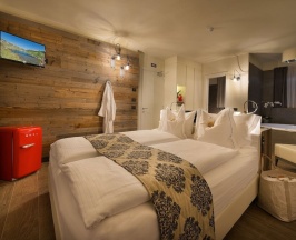 Двухместный номер Deluxe с балконом двуспальная кровать в Hotel Sporting - Family Hospitality