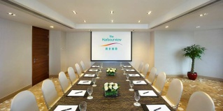 Гонконг: Отель The Harbourview Chinese YMCA of Hong Kong