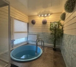 Двухместный коттедж с 2 комнатами с балконом (двуспальная кровать) в Yley glamping