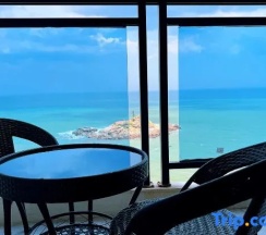 Двухместный номер Standard с балконом и с видом на море 2 отдельные кровати в Taishan Golden Beach Resort