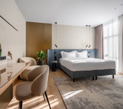 Супериор с видом на горы в Pinskiy