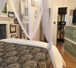 Люкс в Diana's Luxury Bed and Breakfast