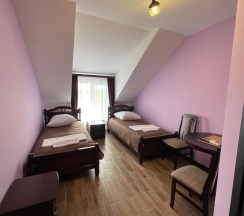 2-местный номер эконом (мансарда) в ЮксОил
