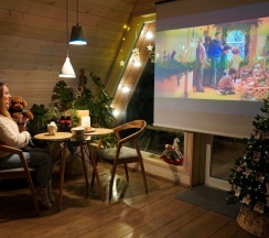 Дом (зелёный) с панорамным видом на лес в Casa Ruza