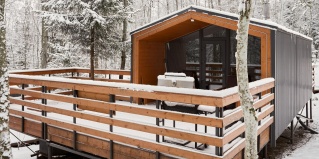 Новожилово: Глэмпинг BlackVillage