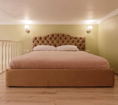 Двухуровневая студия Комфорт в Цветной Петербург дом художников