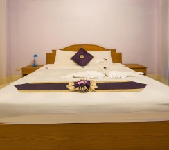 Номер Standard c 1 комнатой в "room in Guest Room - Guesthouse & Restaurant Belvedere - Central Bedroom With Ac Near Patong Beach"