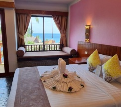 Номер Deluxe с балконом и с видом на море в Karona Resort & Spa