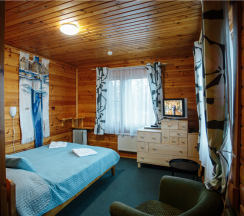 номер люкс № 9 с отдельным входом в Green village