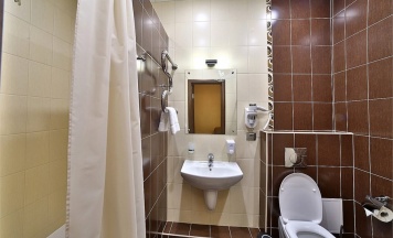 Эконом четырехместный /  Economy room QDPL в Heliopark Cruise