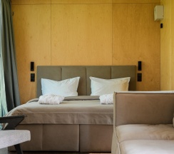 ДОМ ЛЕС  (Дом в Лесу) в Катунь Dom Hotels