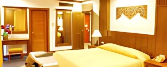 Люкс с 2 комнатами в Royal Palace Hotel Pattaya