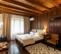 Стандартный трехместный номер TRPL ( с двуспальной и односпальной кроватями) в Гладенькая