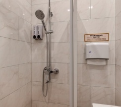 Полулюкс в Папа и море