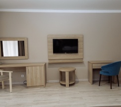 JUNIOR SUITE с боковым видом на море (или дюны) и бассейн в Эмеральдика