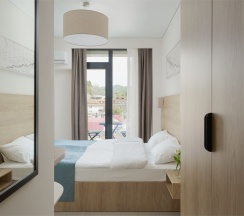 Мини Стандарт вид на бассейн / Mini Standart Pool Vie в Lavicon Apart Nebug