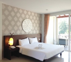 Двухместный номер Deluxe Pool View двуспальная кровать в L'esprit de Naiyang Beach Resort
