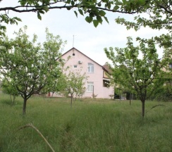 Коттедж с 5 комнатами с балконом и с красивым видом из окна в Коттеджи на Рублевке