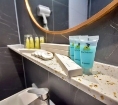 Двухместный номер Deluxe двуспальная кровать в Royal Park Hotel Boracay