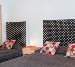 Студия в Casino Court Motor Lodge