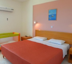 Четырёхместный номер Standard в Maris Grand Waterpark Resort