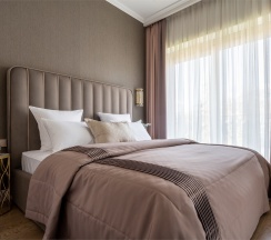 Люкс с видом на парк и балконом в Grand Royal Residences