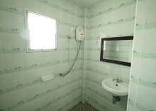 Двухместный номер Standard 2 отдельные кровати в Chuan Chom Guesthouse