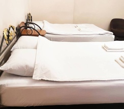 Четырёхместный номер Standard в Апра