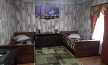 4-местный номер эконом (с завтраком) в Престиж