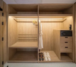 Двухместный семейный люкс Deluxe двуспальная кровать в Centara Karon Resort Phuket