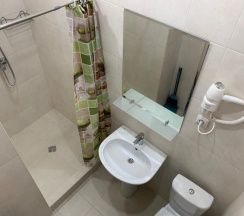 Двухместные апартаменты Superior с балконом и с видом на город (двуспальная кровать) в Солнечный город