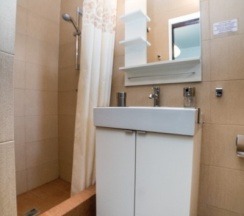 102 - Четырехместный номер с террасой в Азов Инн