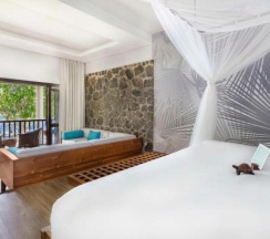 Двухместный номер Superior Hill View двуспальная кровать в Kempinski Seychelles Resort