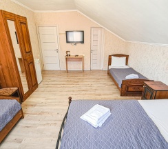 4-местный номер стандарт в Art house