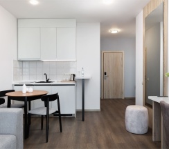 Люкс с балконом в Azimut