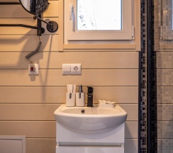 2-комнатные апартаменты люкс Терскол, улица имени К.Ш. Кулиева, 112 в Монако