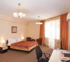 Двухместный номер Deluxe (2 отдельные кровати) в Golden Dragon Hotel & Spa