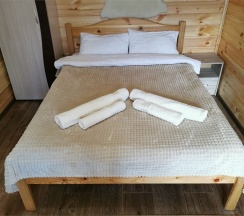 Полулюкс с видом на горы (1 этаж, номер 2) в Предгорье