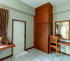 Трёхместный номер Standard в Best LD Hotel