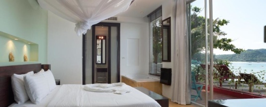 Люкс с видом на море в Mandalai Hotel