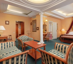 Джуниор сюит в Author Boutique Hotel