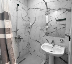 Двухместные апартаменты (двуспальная кровать) в Апартаменты Вековые стены