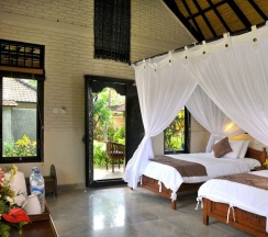 Бунгало Standard с балконом в Hidden Paradise Cottages