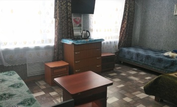 Полу-Люкс или Семейный в Турист