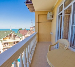 Семейный  номер  с балконом в Aqualife